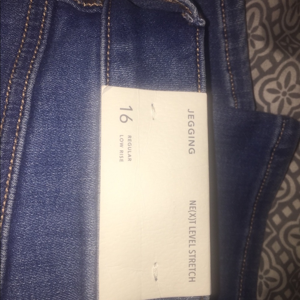 Brand new. Just don’t fit
